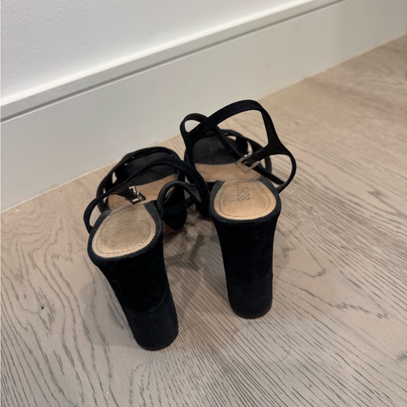 Schutz Keefa Black Sandal - Picture 6 of 9